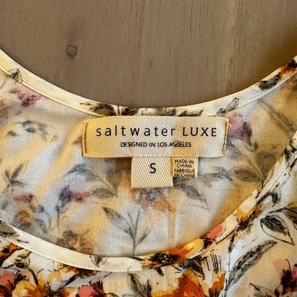 Saltwater cropped tank. Like new, barely worn. - Picture 2 of 2